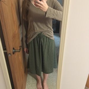 Simple brown long-sleeved tee. 100% cotton.